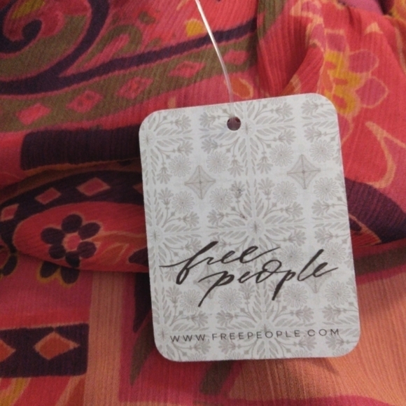 NWT Free People Strawberry Tank in Meadow Combo 🩷 Small - Picture 5 of 5